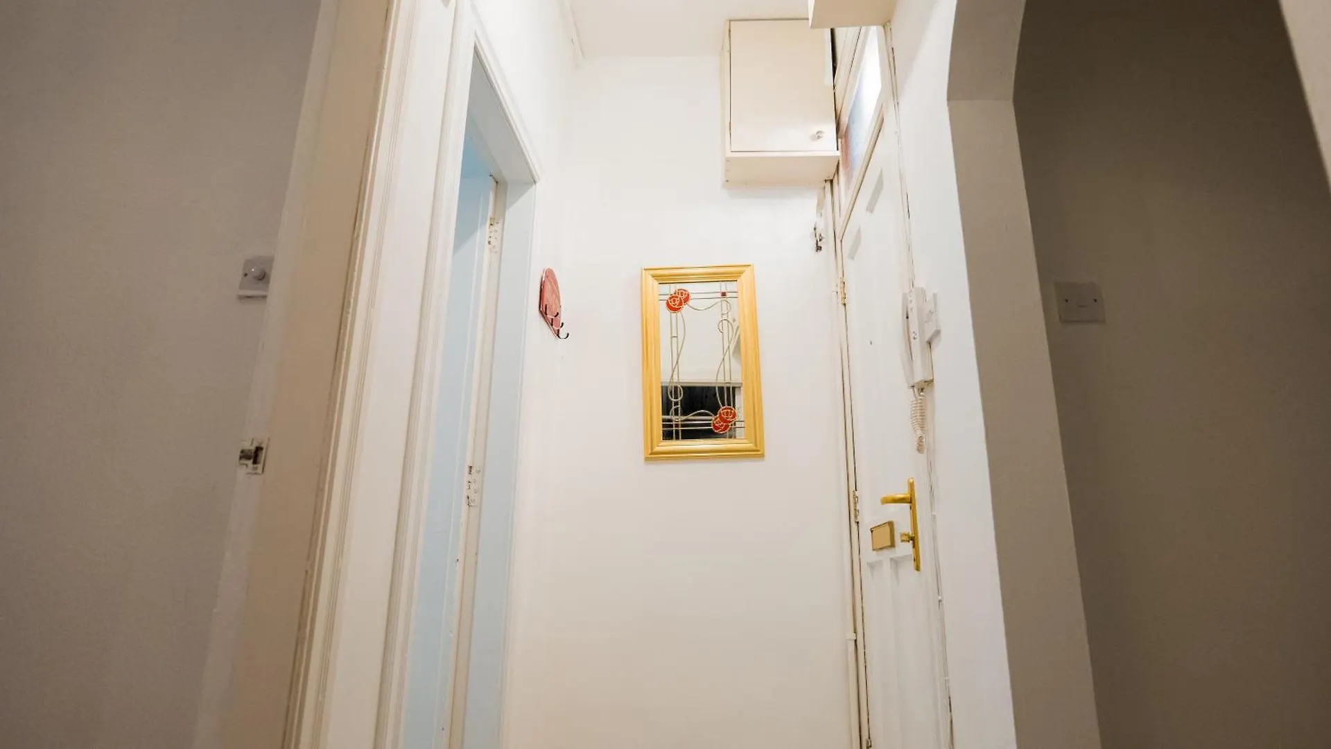 Luxurious Entire 2 Bedroom Flat City Centre Loction Free Parking And Free Fast Internet Connection Aberdeen Apartment
